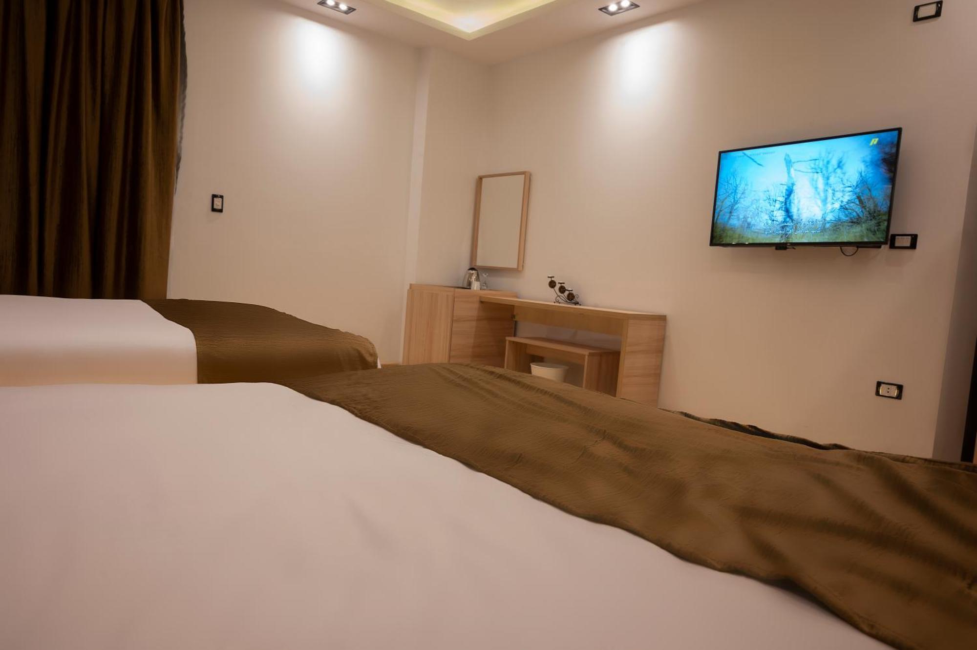 Palm Pyramids View Hotel Kafrat al Jabal Room photo